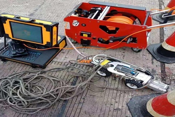 旬阳CCTV管道检测机器人