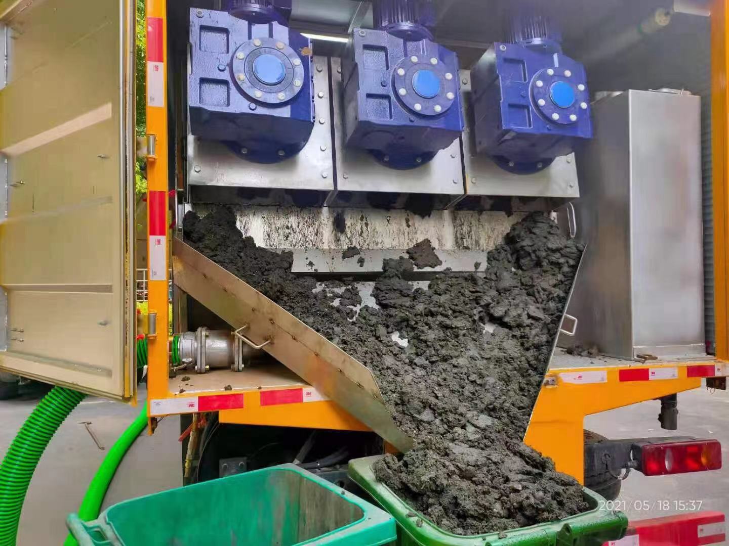 旬阳化粪池清掏城市维护站-泥浆净化干湿分离处理